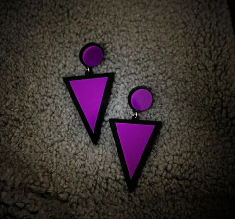 Image of Brand Earing Fluorescent