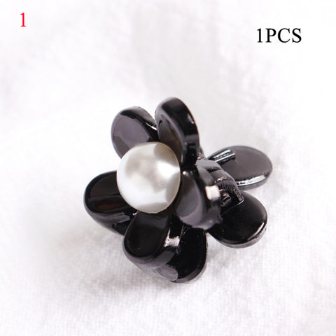 Image of Korean Style Hair Claw Clips